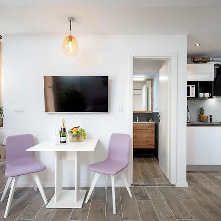 Cetto-historic Centre Апартаменти