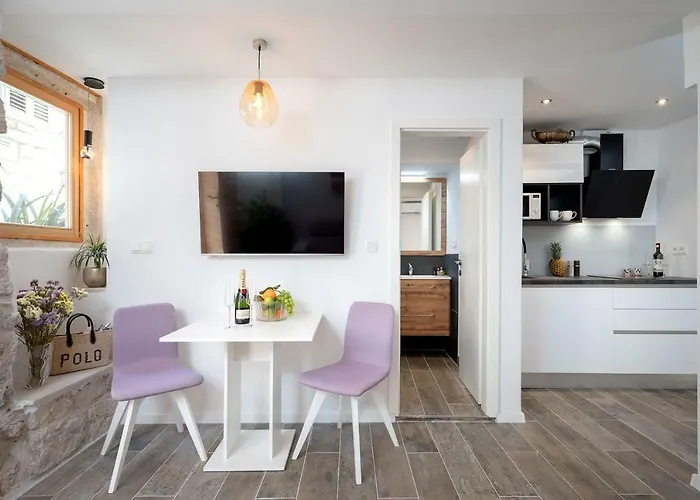 Cetto-historic Centre Daire